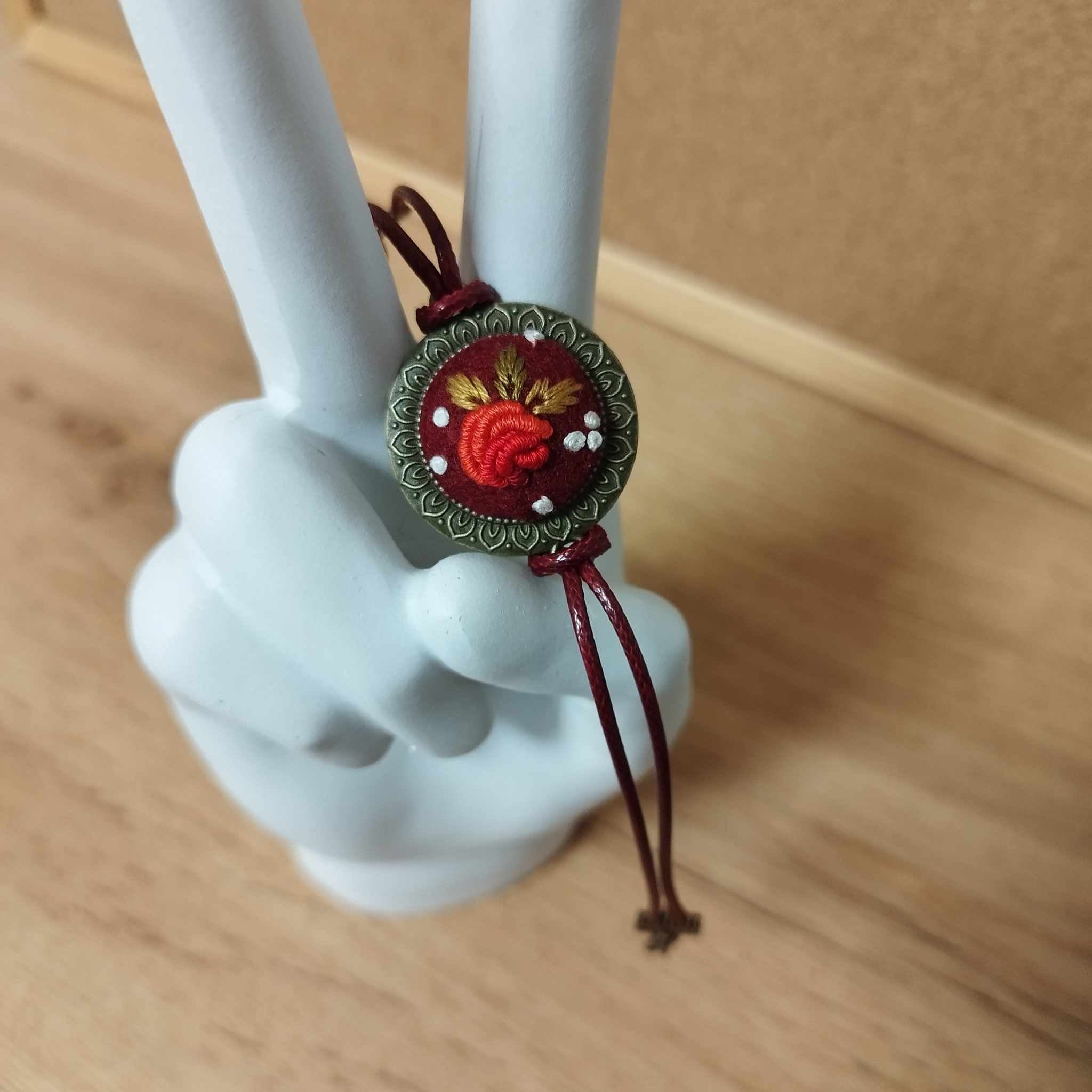 《bransoletki》